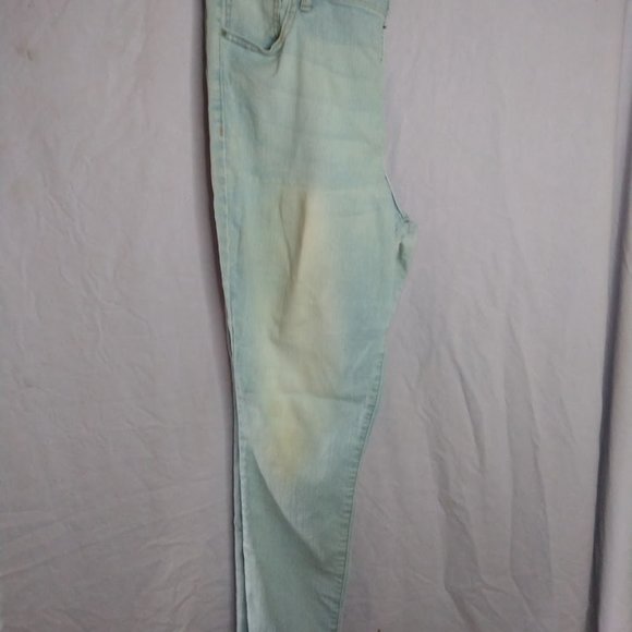 OLD NAVY MIDRISE SUPER SKINNY LIGHT BLUE JEANS - Picture 3 of 5